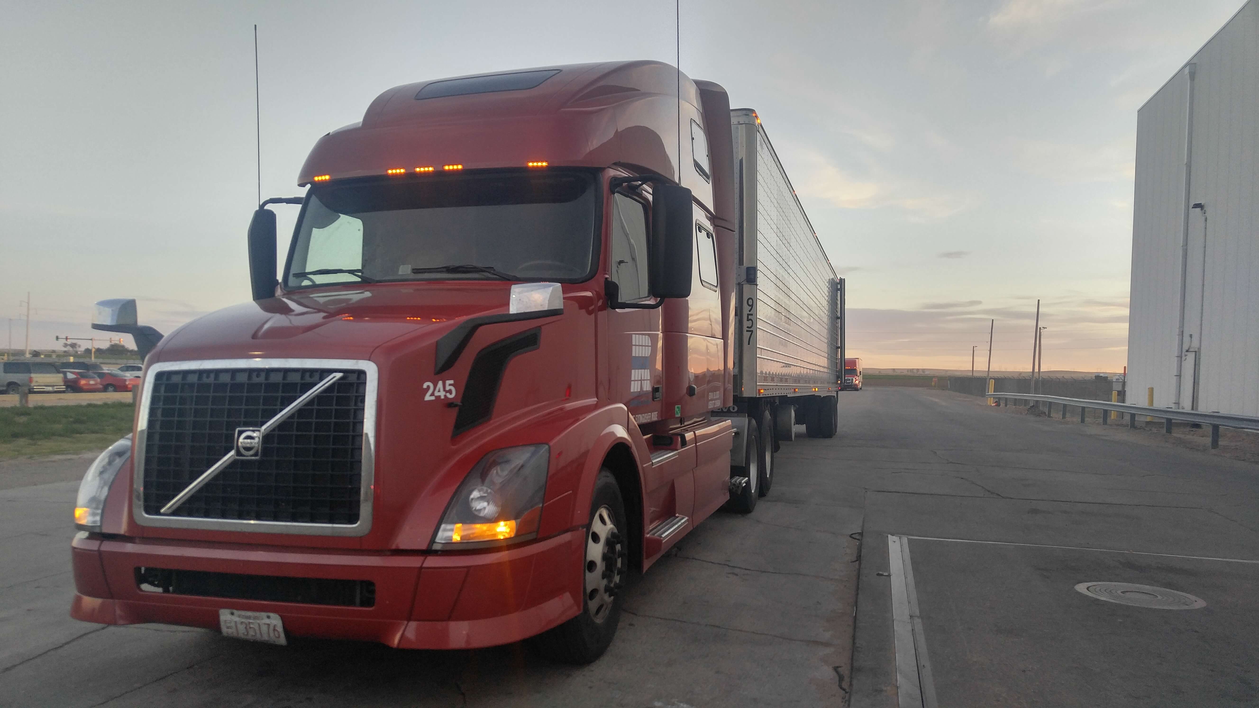 1022171853_HDR Red Line Trucking